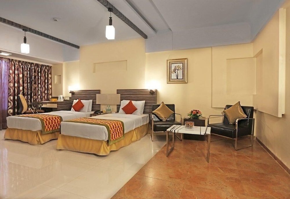 Keys Hotel Nestor 8/47