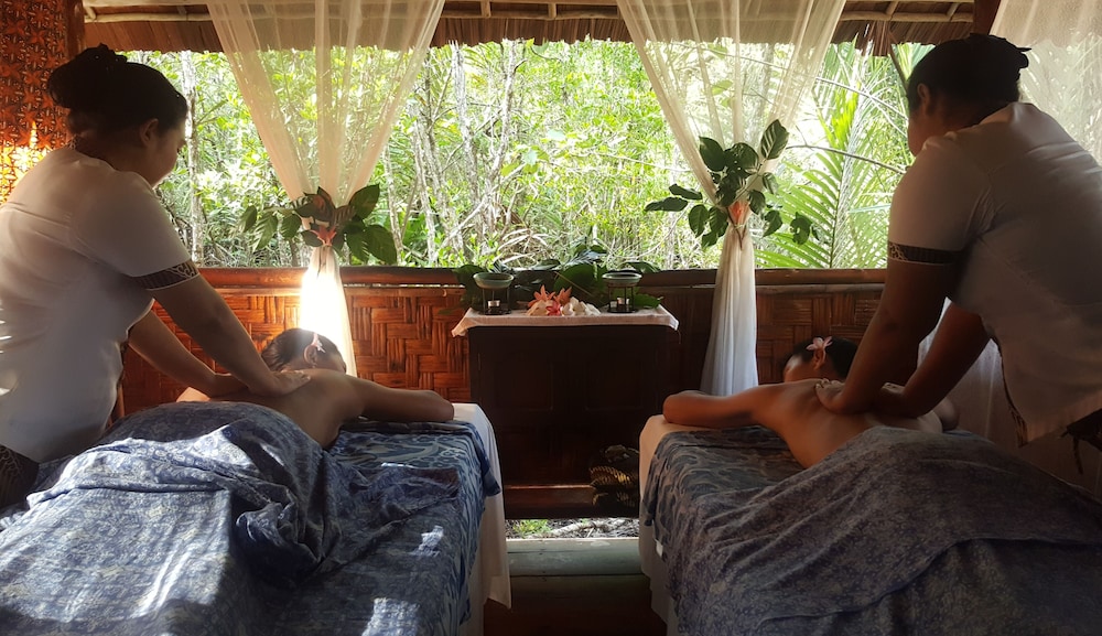Mutiara Beach Resort 38/69