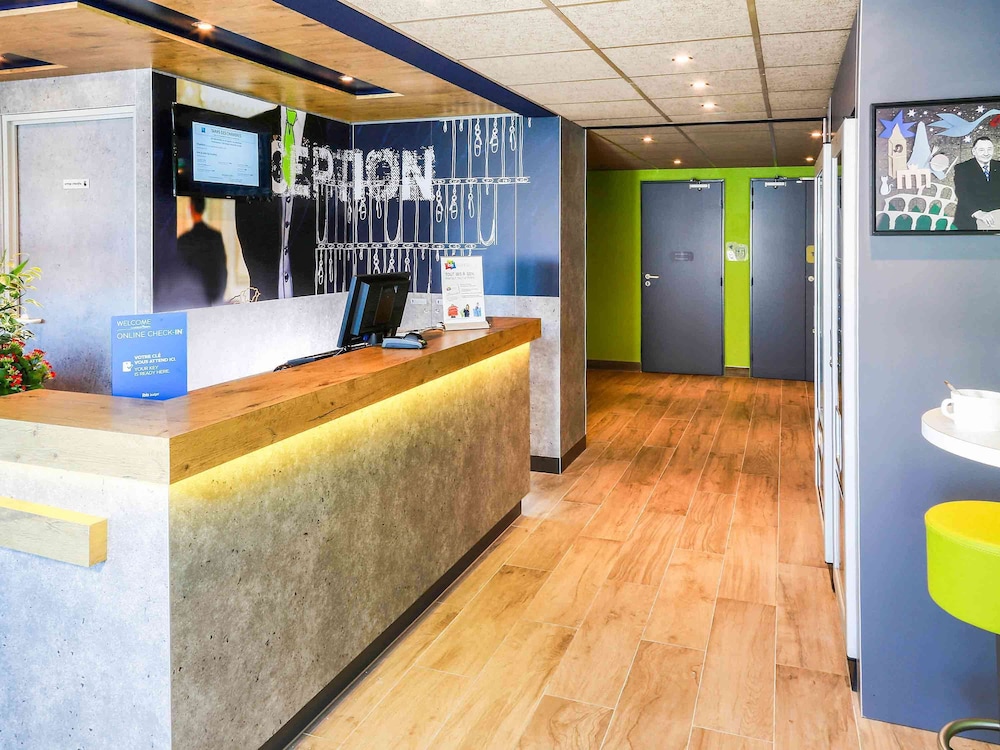 Ibis Budget Marseille Vitrolles 14/69