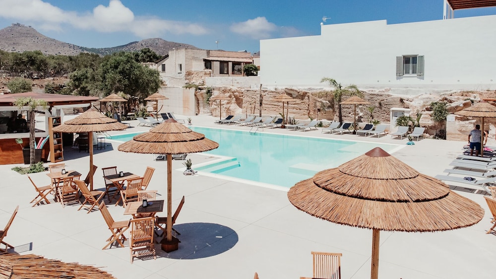 L'oasi Villaggio Albergo 53/59