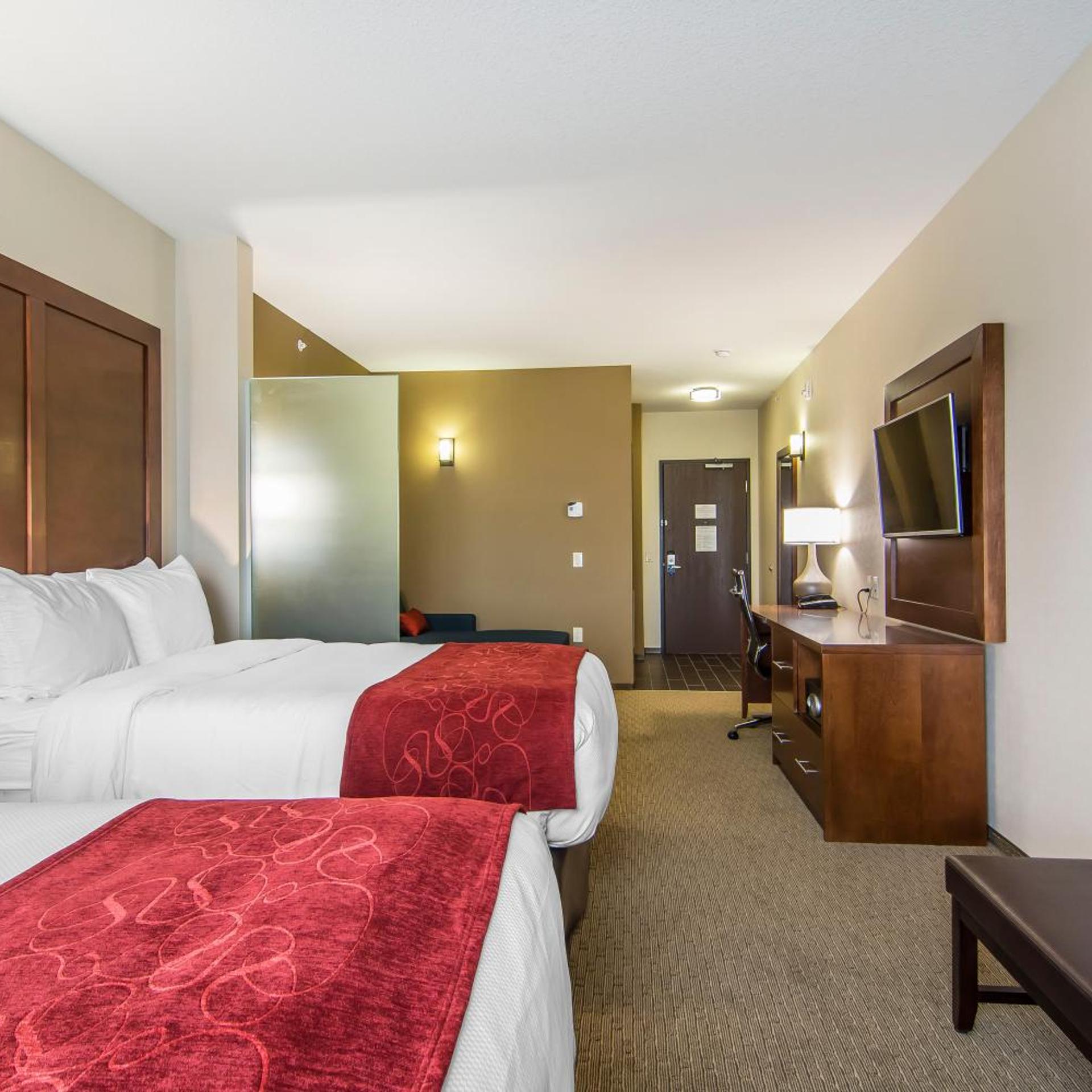 Efficiency, Superior, Suite, 2 Queen Beds