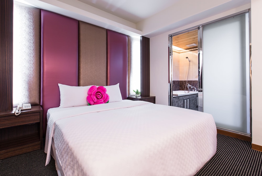 Han She Hotel 25/75