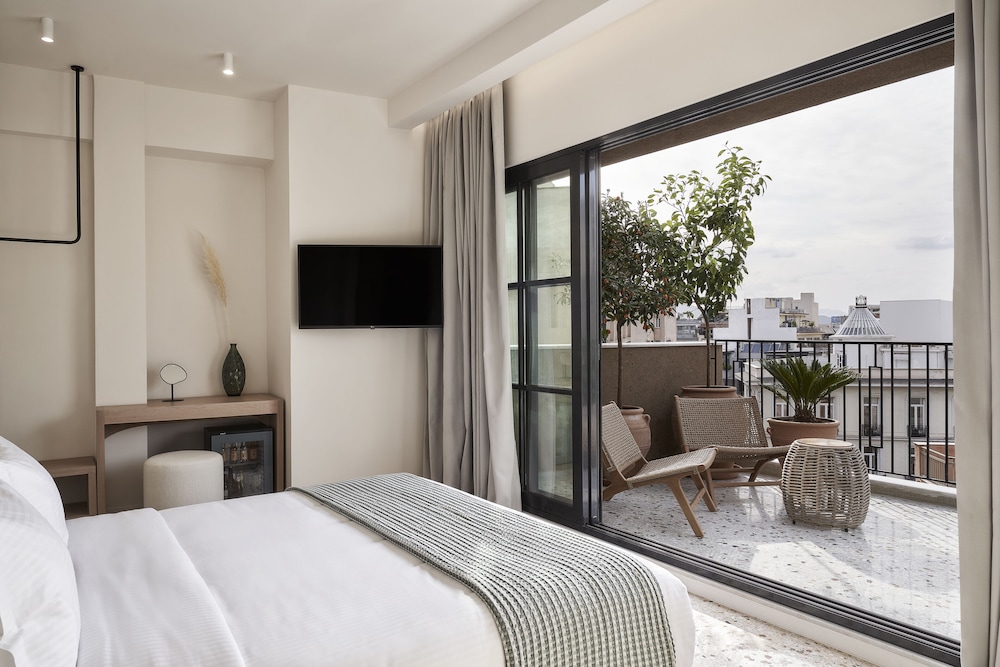 FAMILY SUITE, HOT TUB, TERRACE