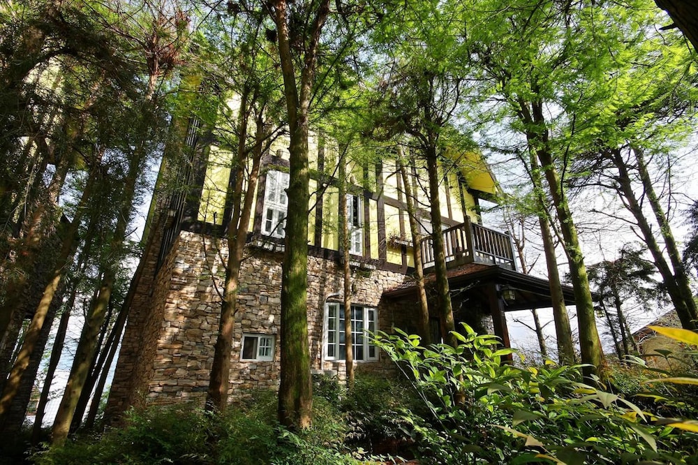 Provence Rose Lodge In Ching Jing 40/50
