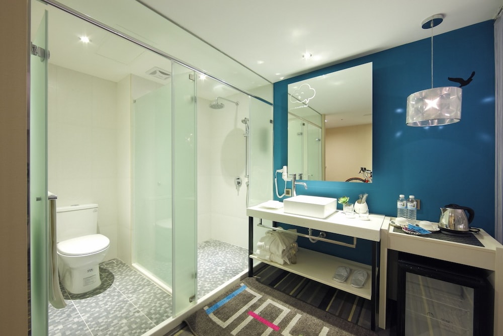 Hotel Day Plus Tamsui 63/66