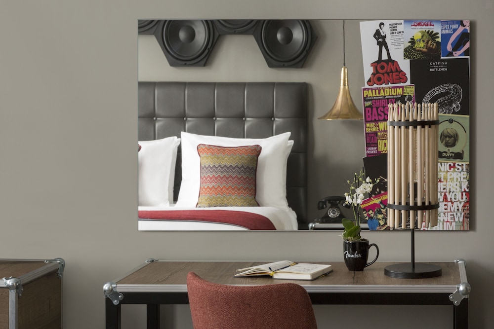 HOTEL INDIGO CARDIFF 51/63