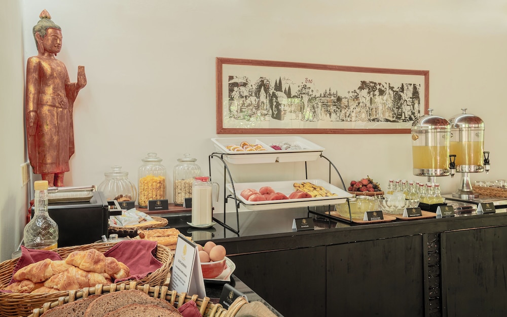 Pavillon D Orient Boutique Hotel 30/50