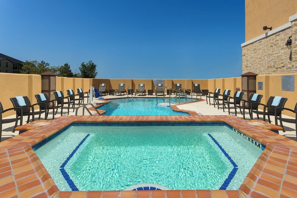 Courtyard Houston Kingwood 34/61