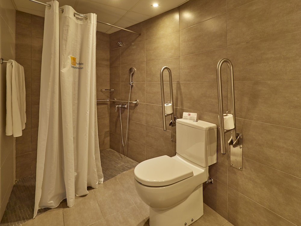 BQ Augusta Hotel 51/55