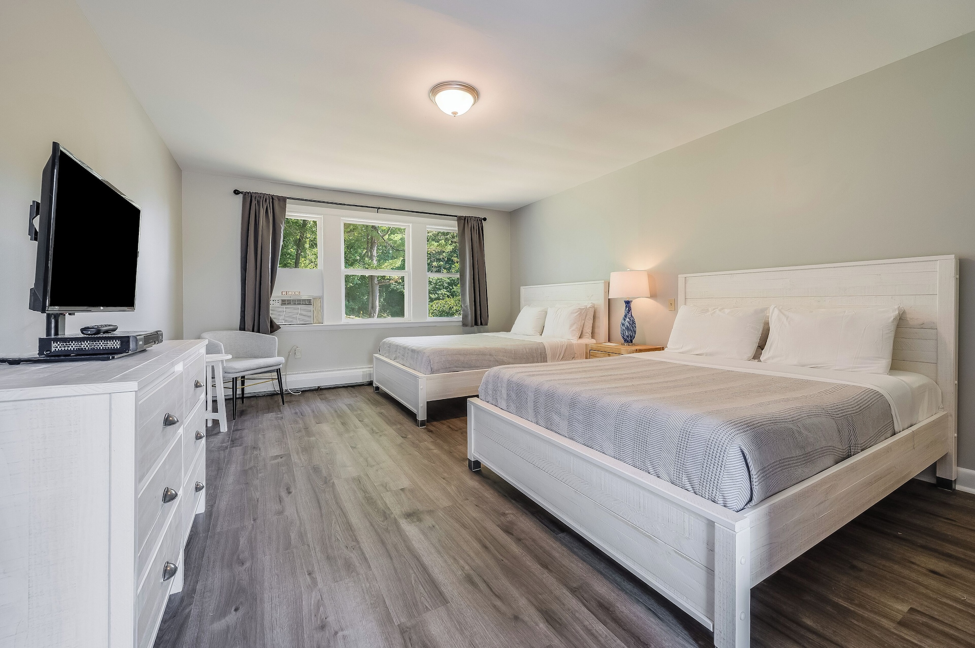 Lodge, 2 Double Beds