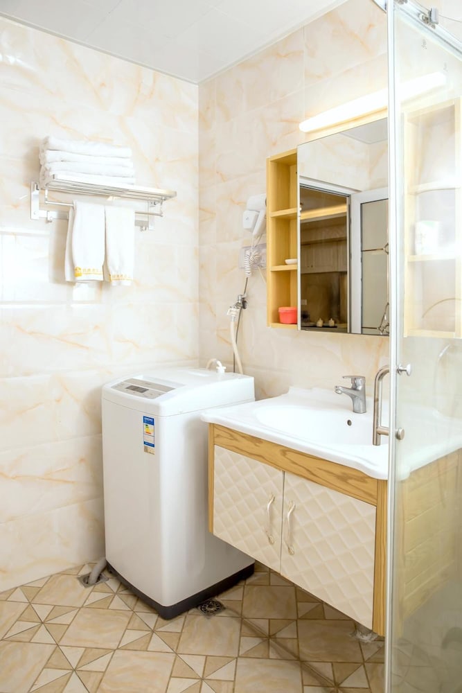 Guangzhou Pengman Apartment Huanshidong 49/50