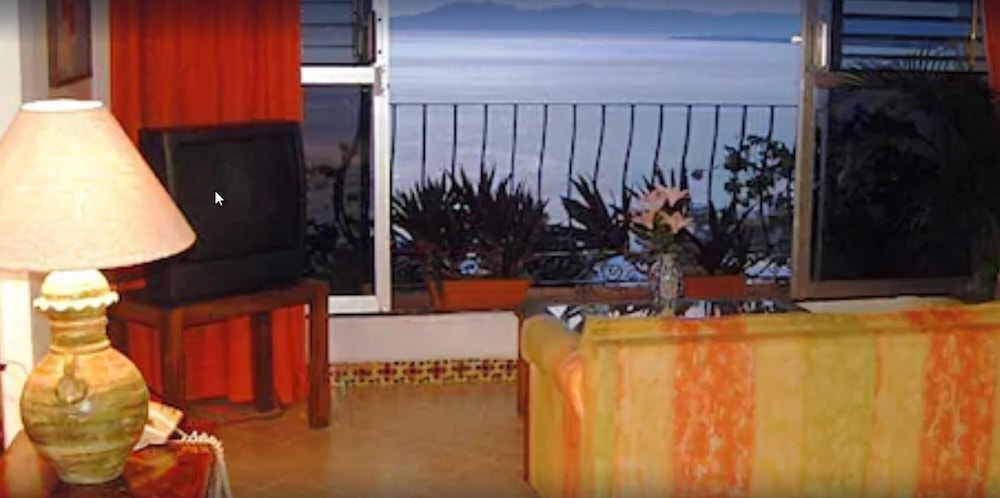 Hotel Suites La Siesta 5/34