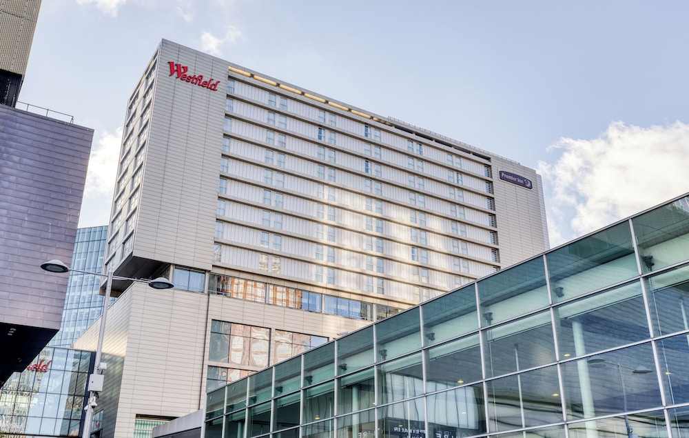 Premier Inn London Stratford in LONDON
