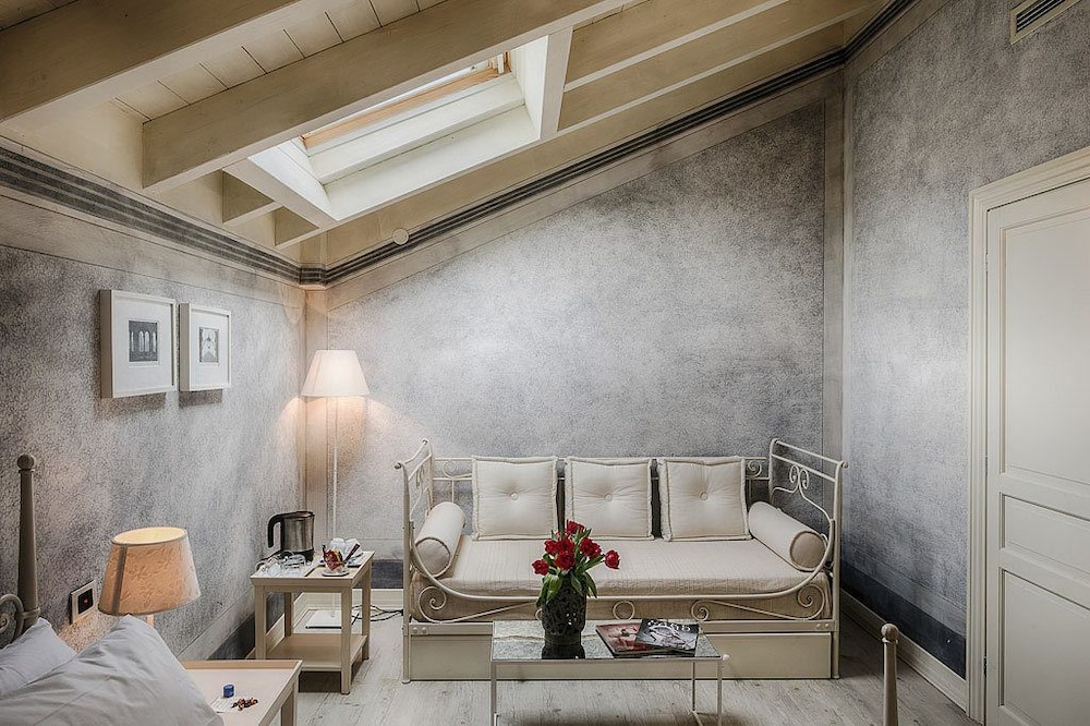 Relais Villa Vittoria 23/43