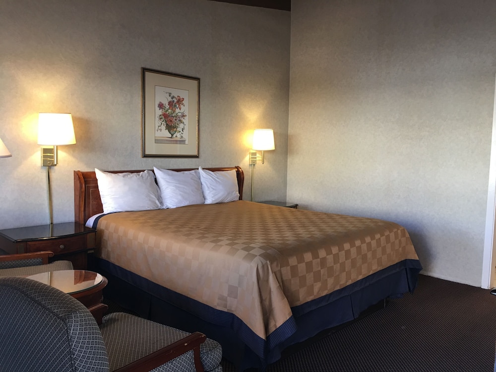 Discovery Inn 15/43