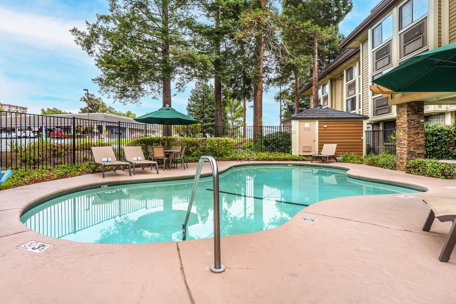 Best Western John Muir Inn 42/43