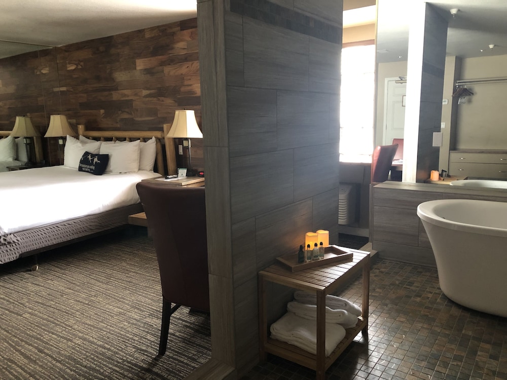 Postmarc Hotel And Spa Suites 29/76