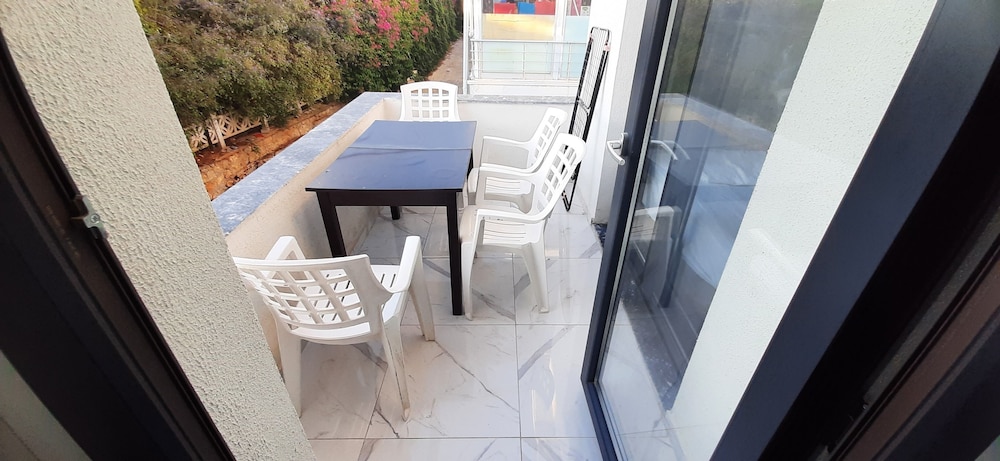 Cesme Holiday Homes Apart Otel 42/50
