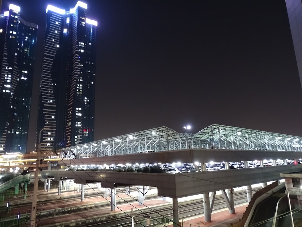 Hound Hotel Busan Station 47/50