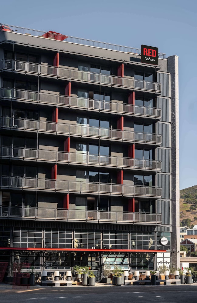 Radisson RED Cape Town V&A Waterfront 1/49