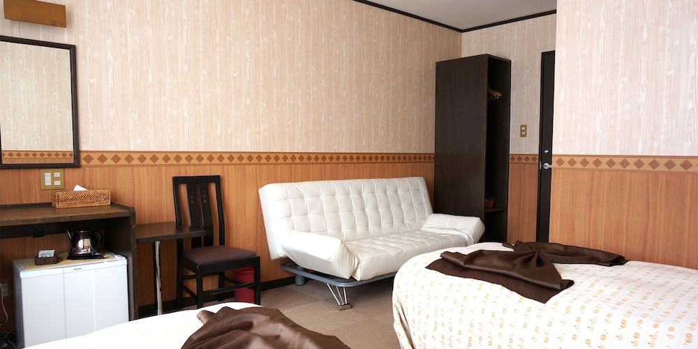 Petit Hotel Blaneneige 13/66