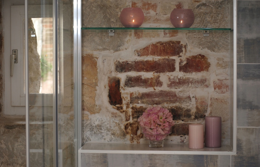 LANTERNA ROOMS 19/50