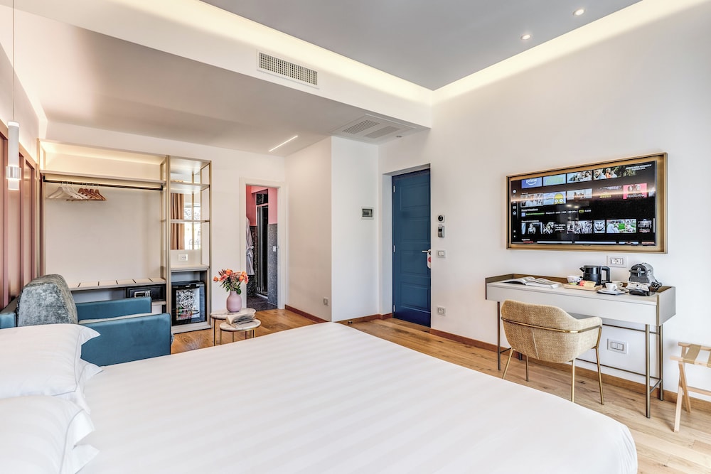 JUNIOR SUITE, BALCONY