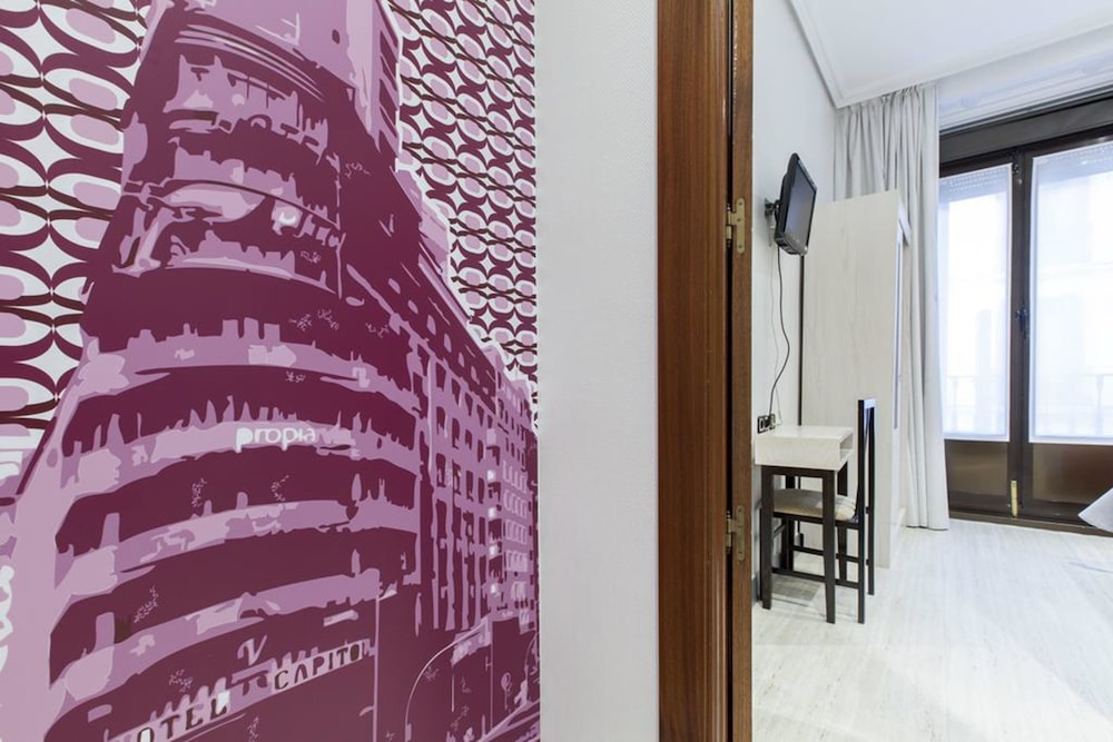 Hostal Castilla I. 37/43