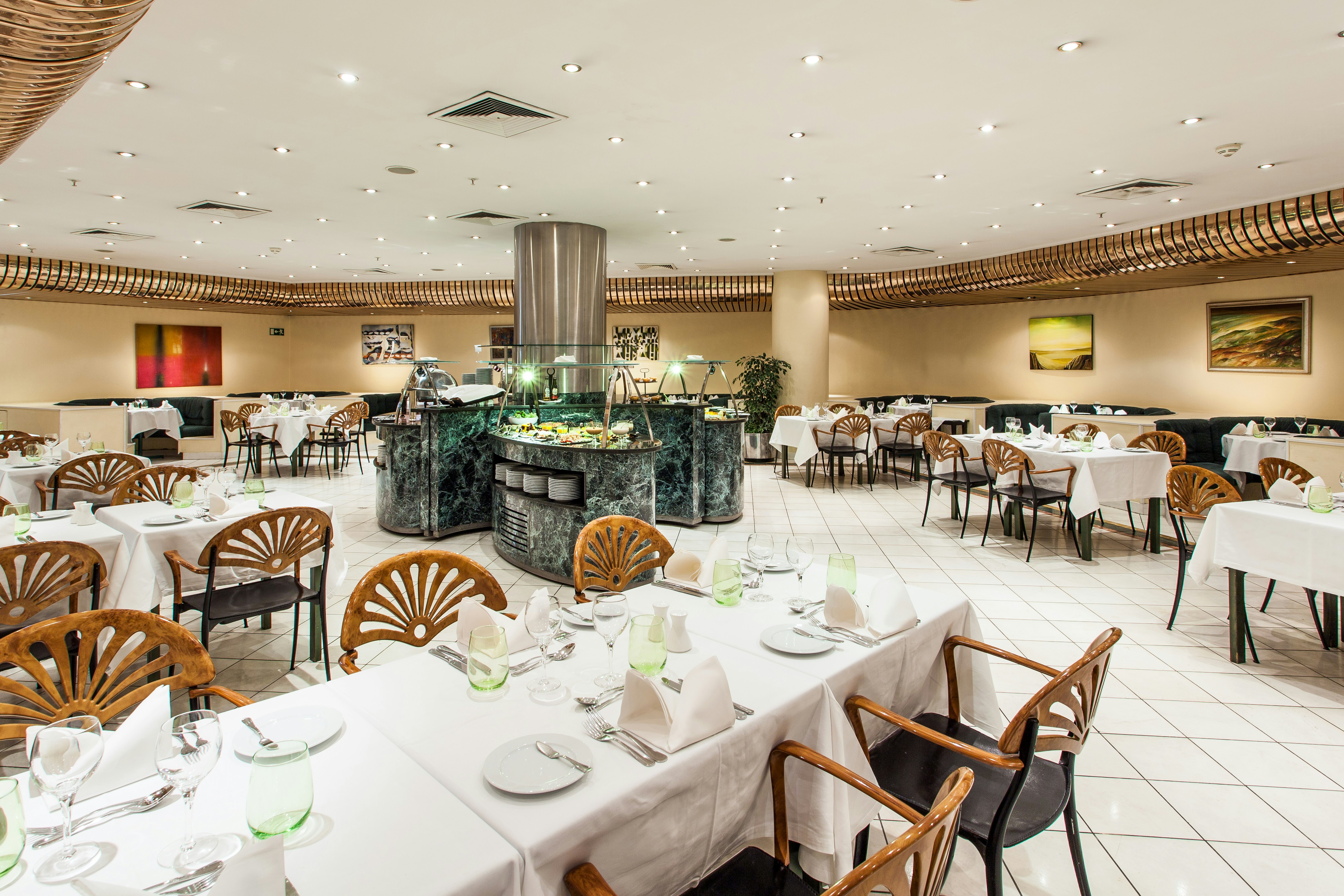 Hotel Holiday Inn Lisboa Continental 55/75