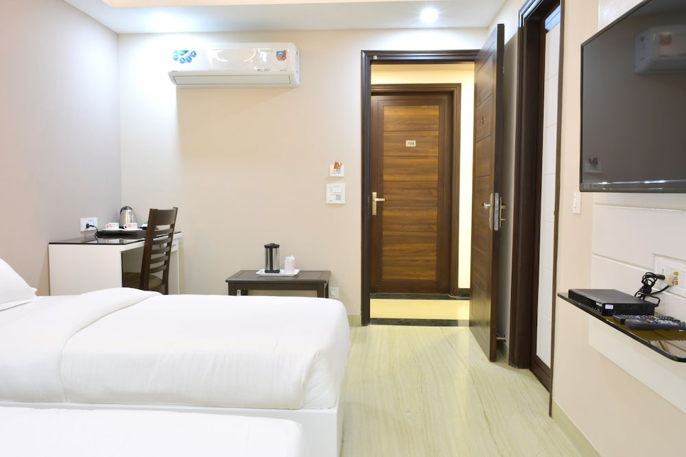 Hotel Tara Palace Daryaganj 20/32