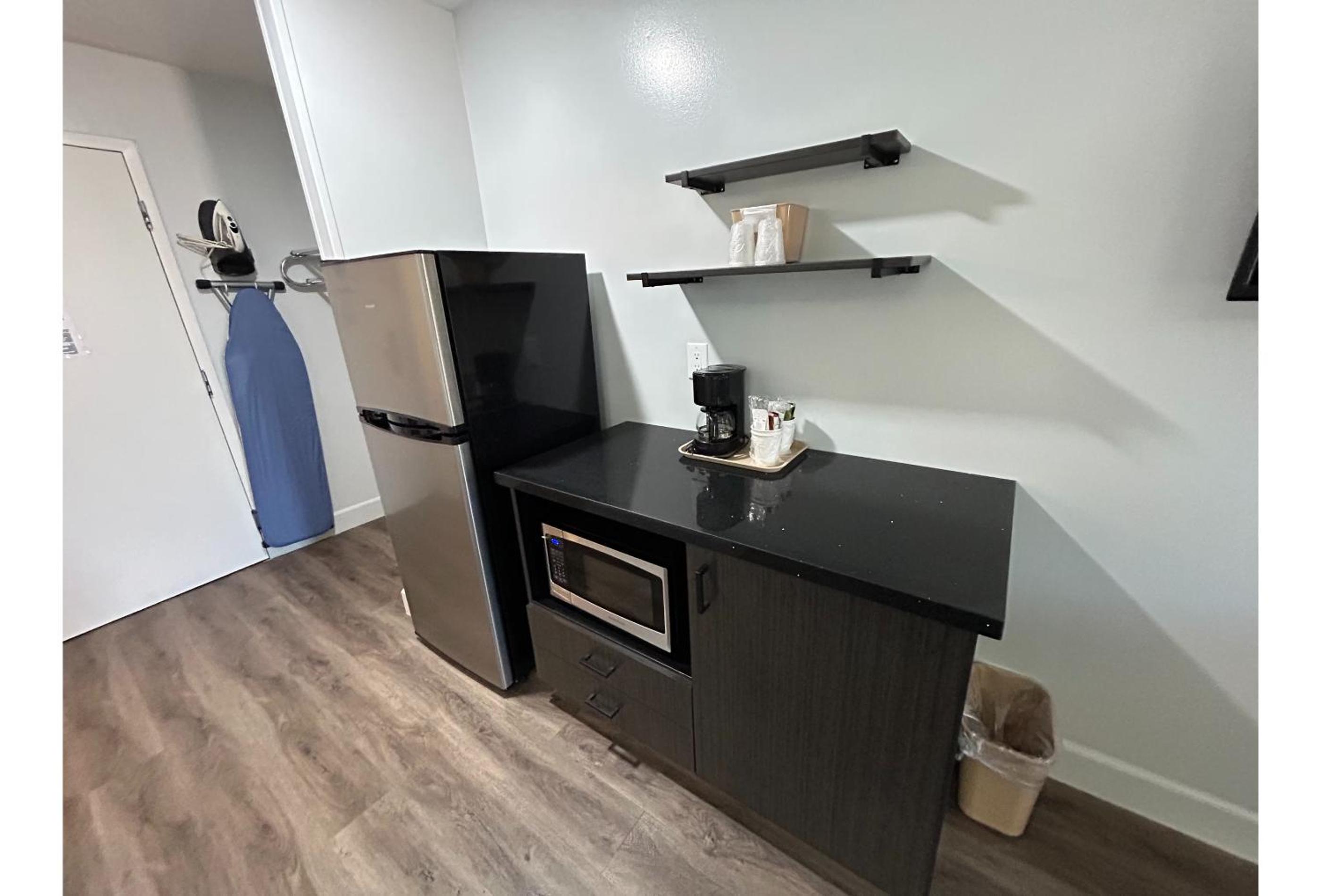 Studio6 Suites Hesperia, CA - West Main Street - I-15 26/33