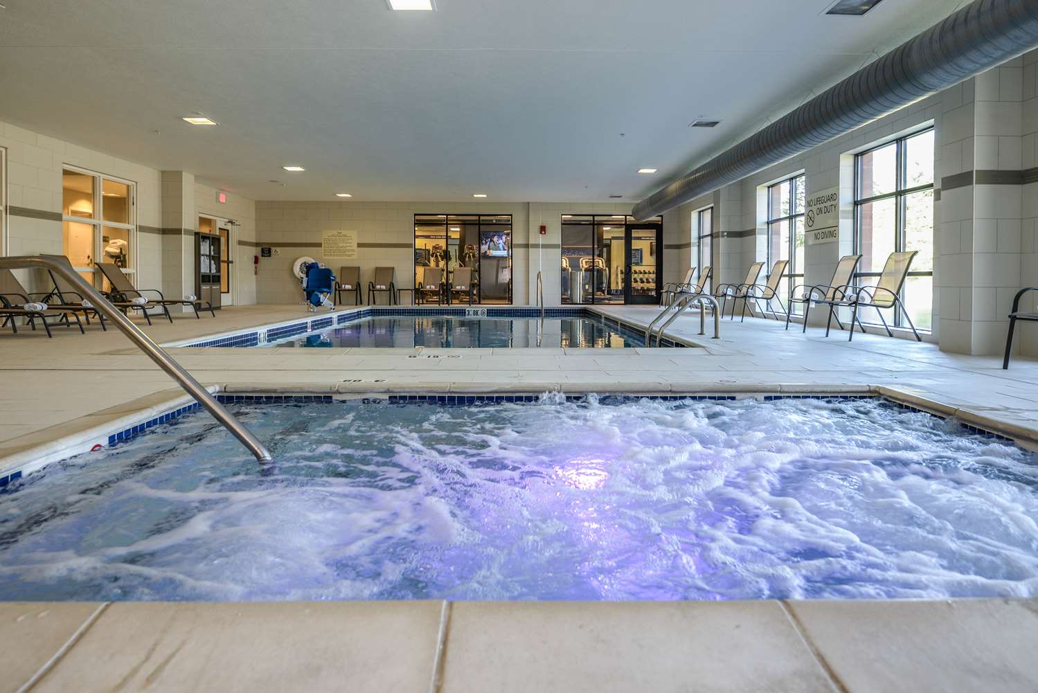 swimming pool spa