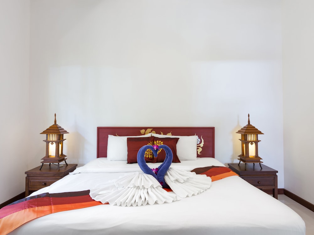 SUITE, VILLA, POOL ACCESS
