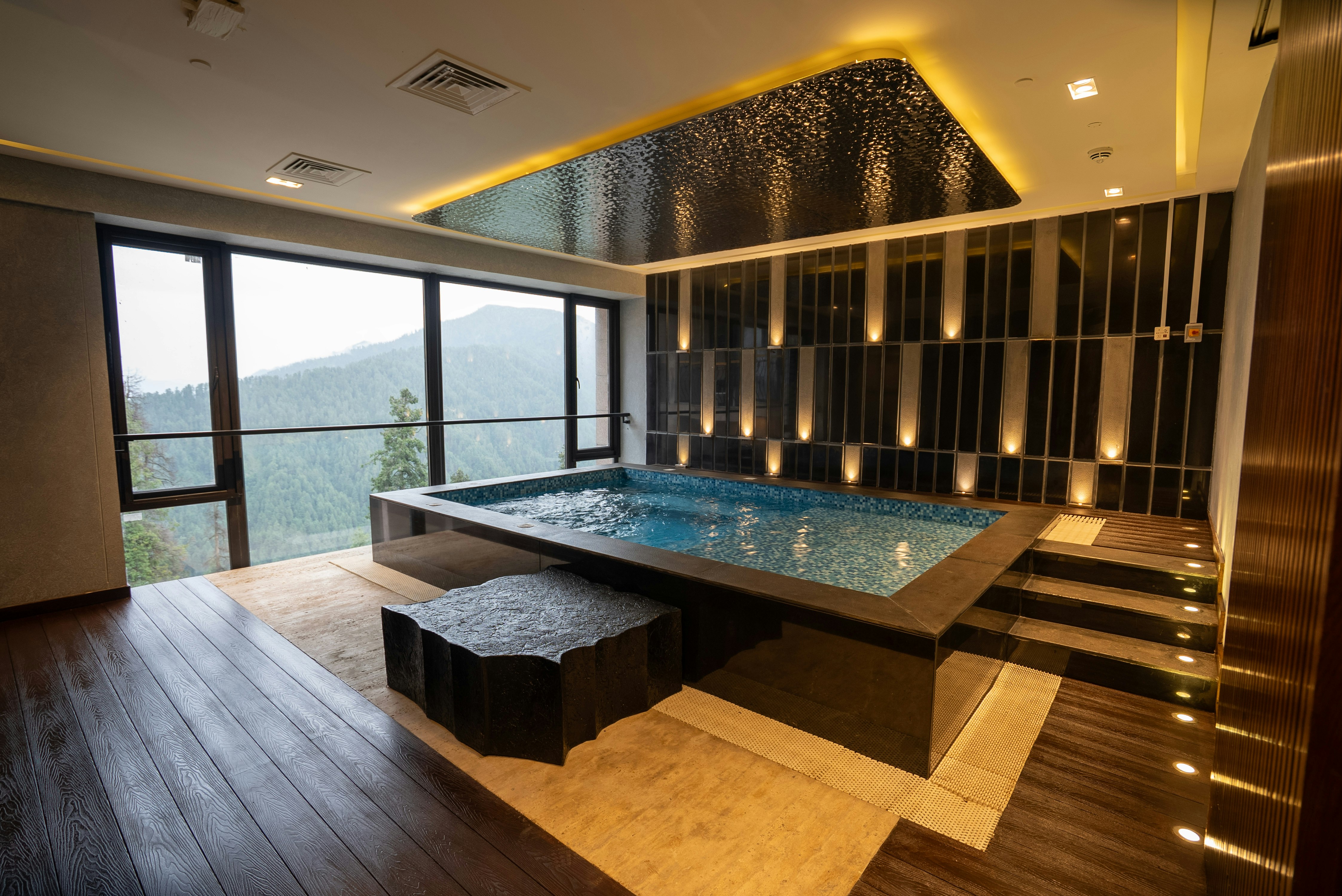 DoubleTree by Hilton Nathiagali 20/59