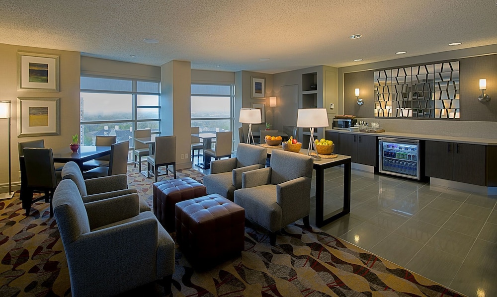 Hyatt Regency Reston 60/83