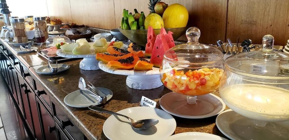 LORD PLAZA HOTEL 15/28