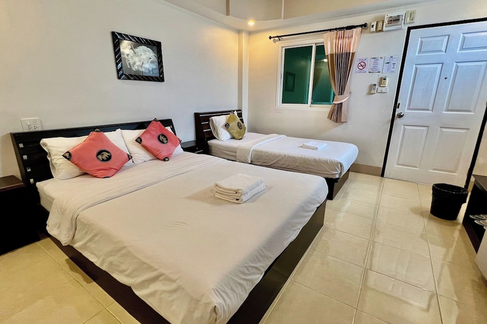 Nan Thara Place 11/50
