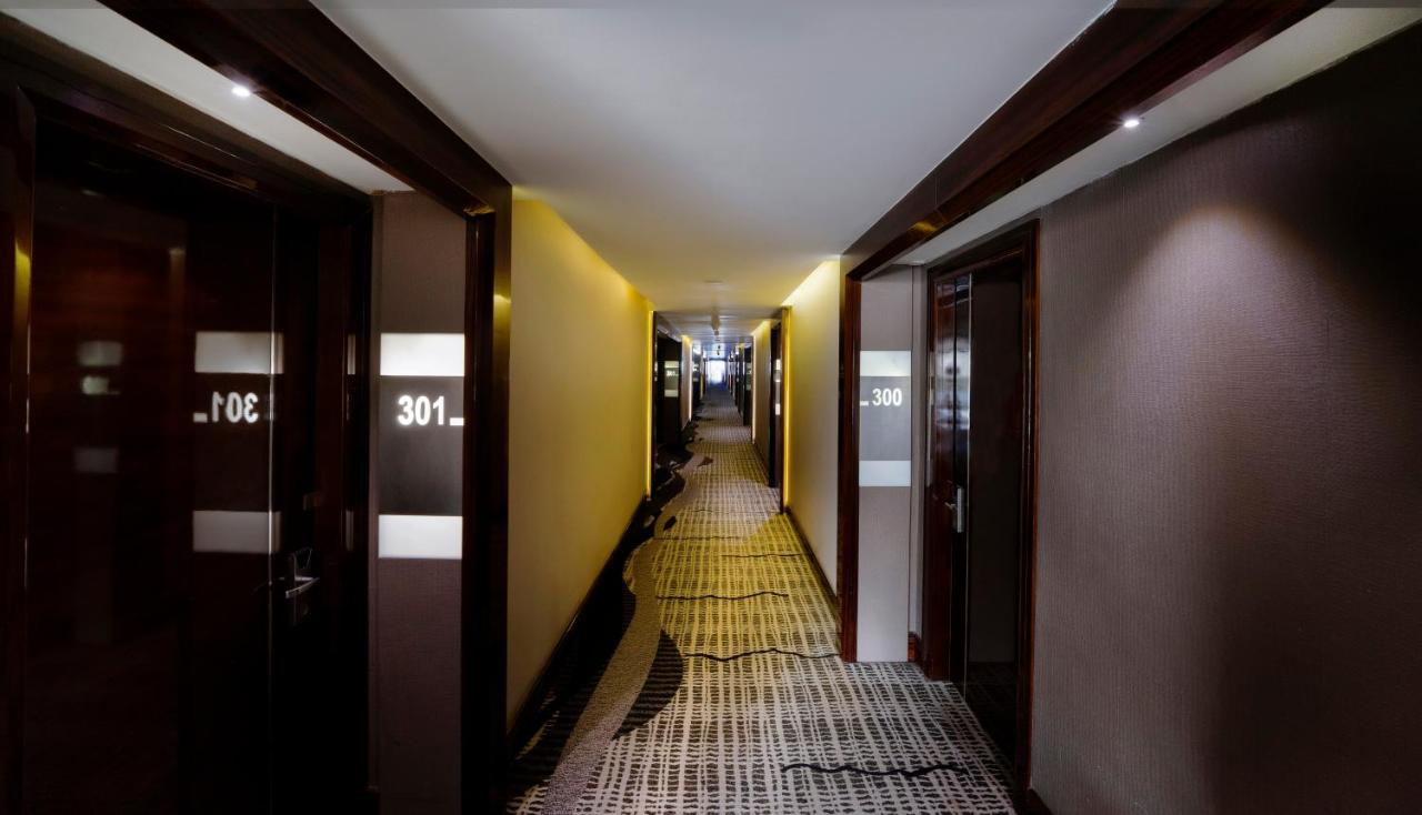 Grand Swiss-Belhotel Harbour Bay 25/51