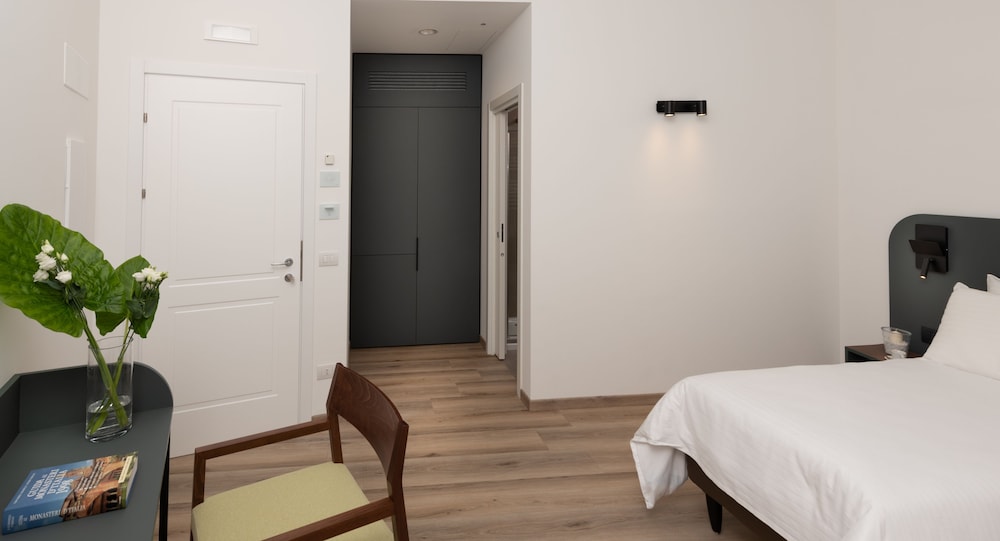 Hotel Canton dell Orto 15/33