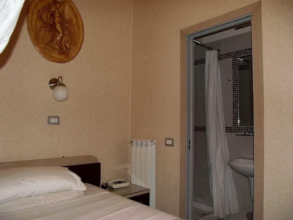 Elide Hotel 17/49