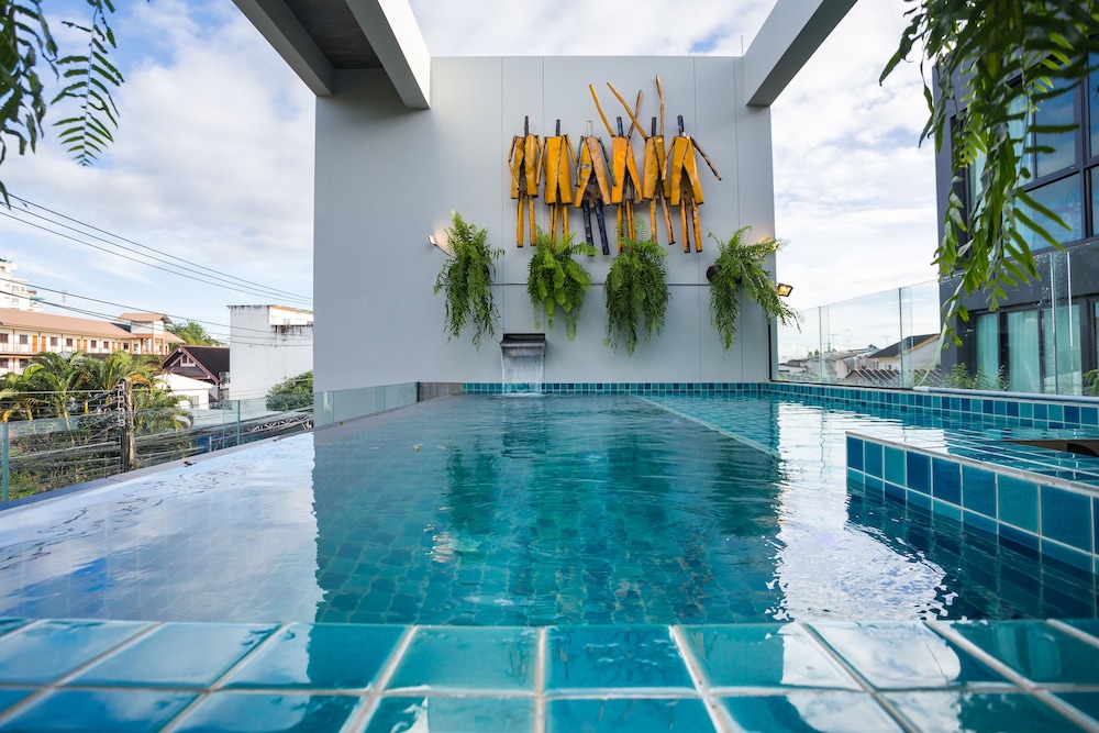 River Art Hotel 40/73