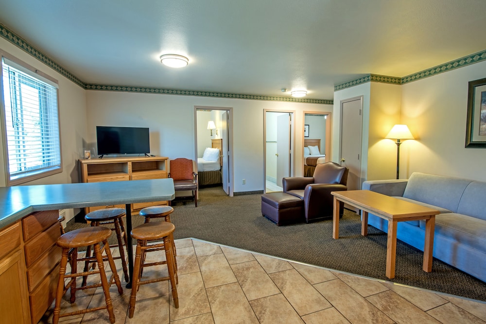 Silver Spruce Inn 21/50