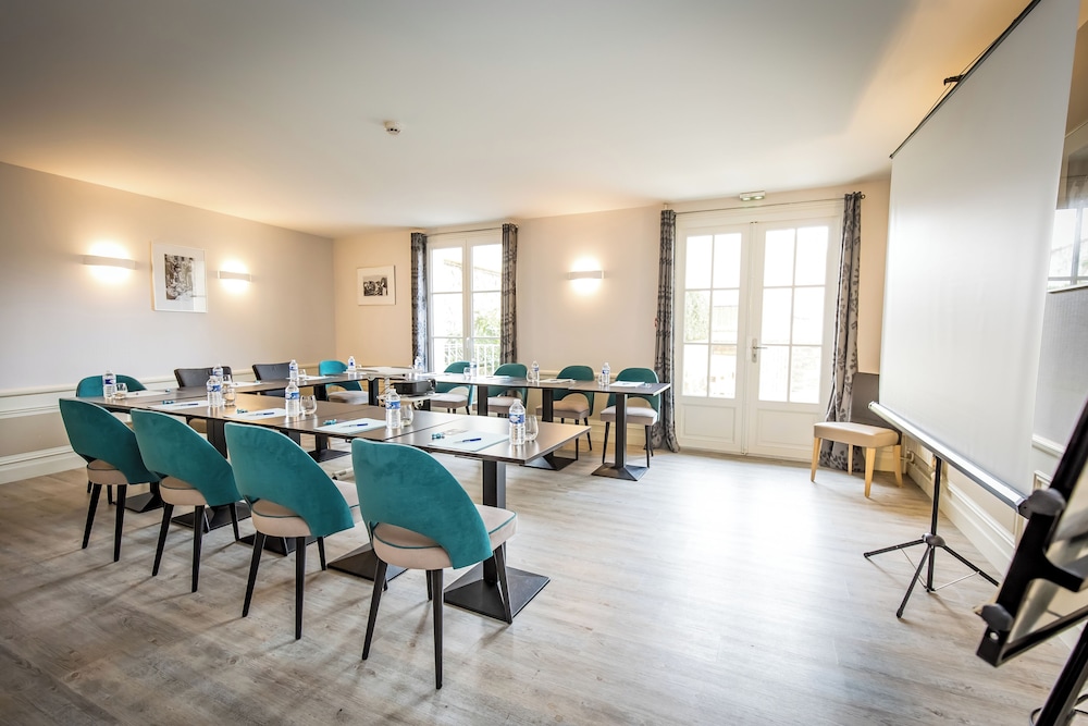 Hotel de Brunville Spa 44/48