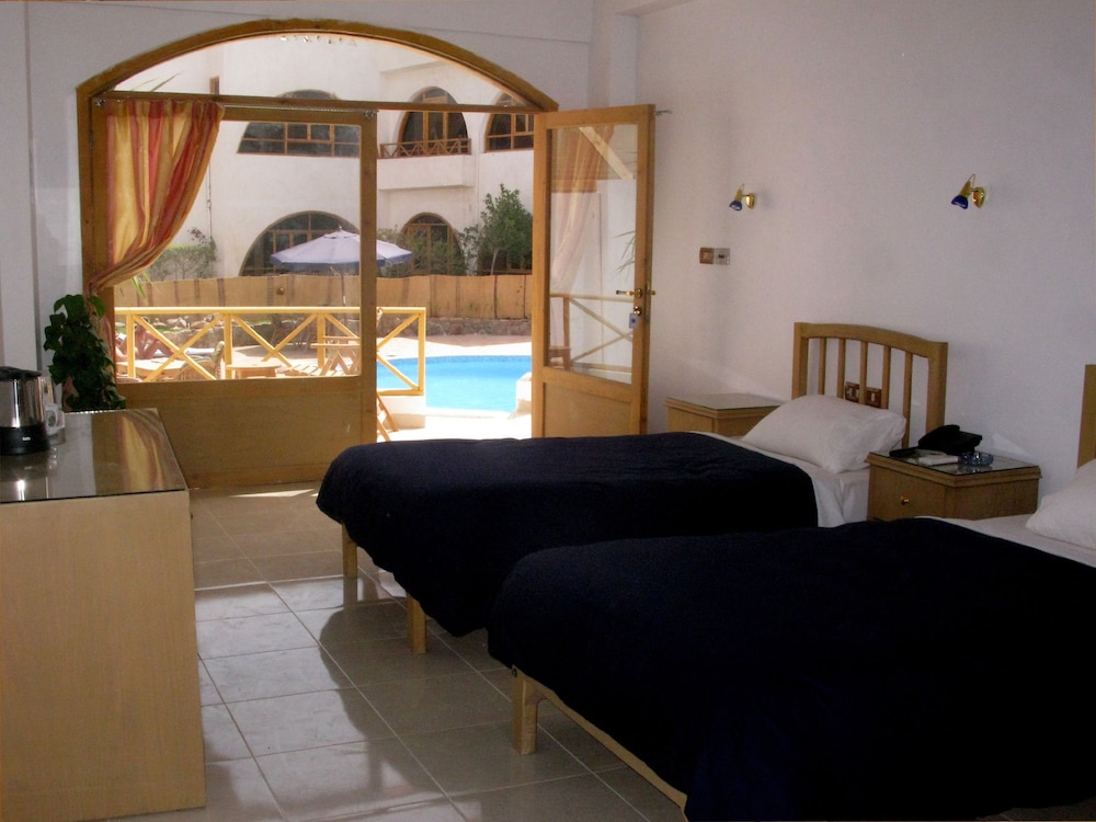 Red Sea Relax 10/37