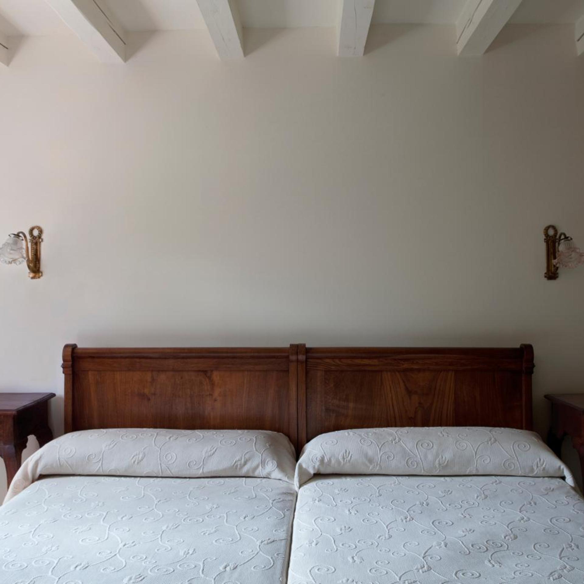 HOTEL IRARAGORRI 18/50