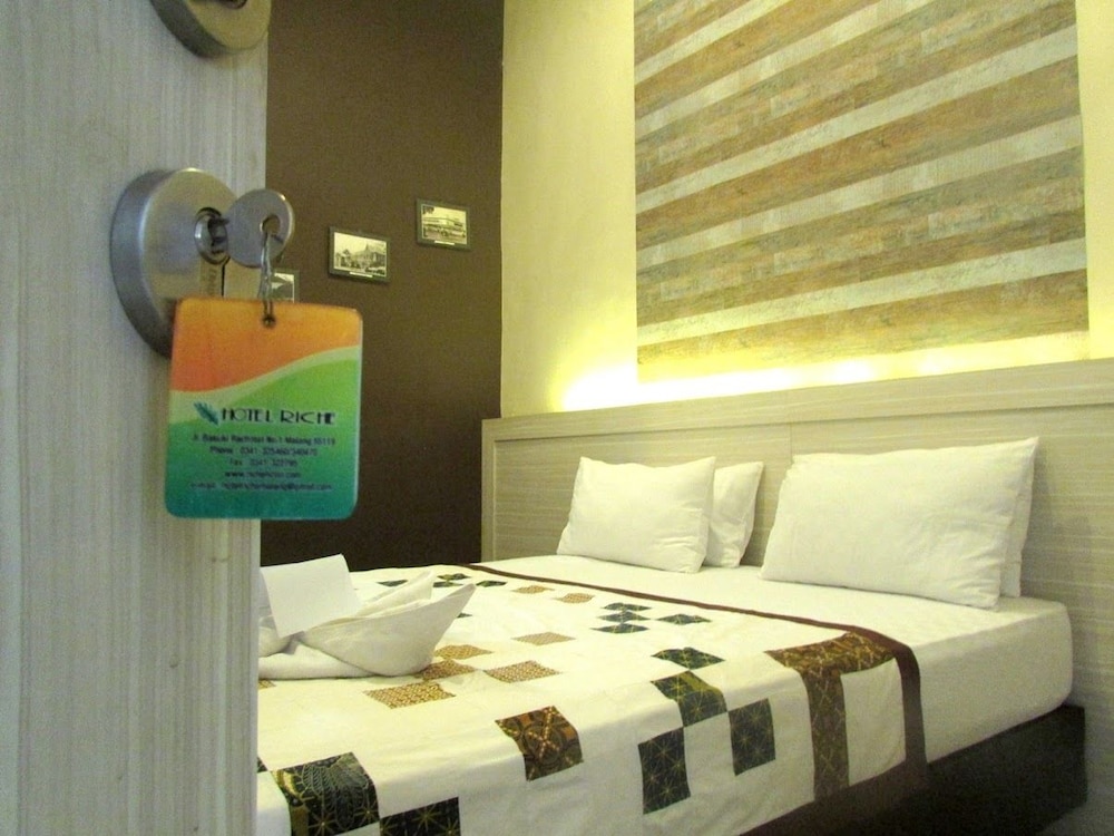 Riche Heritage Hotel 12/34