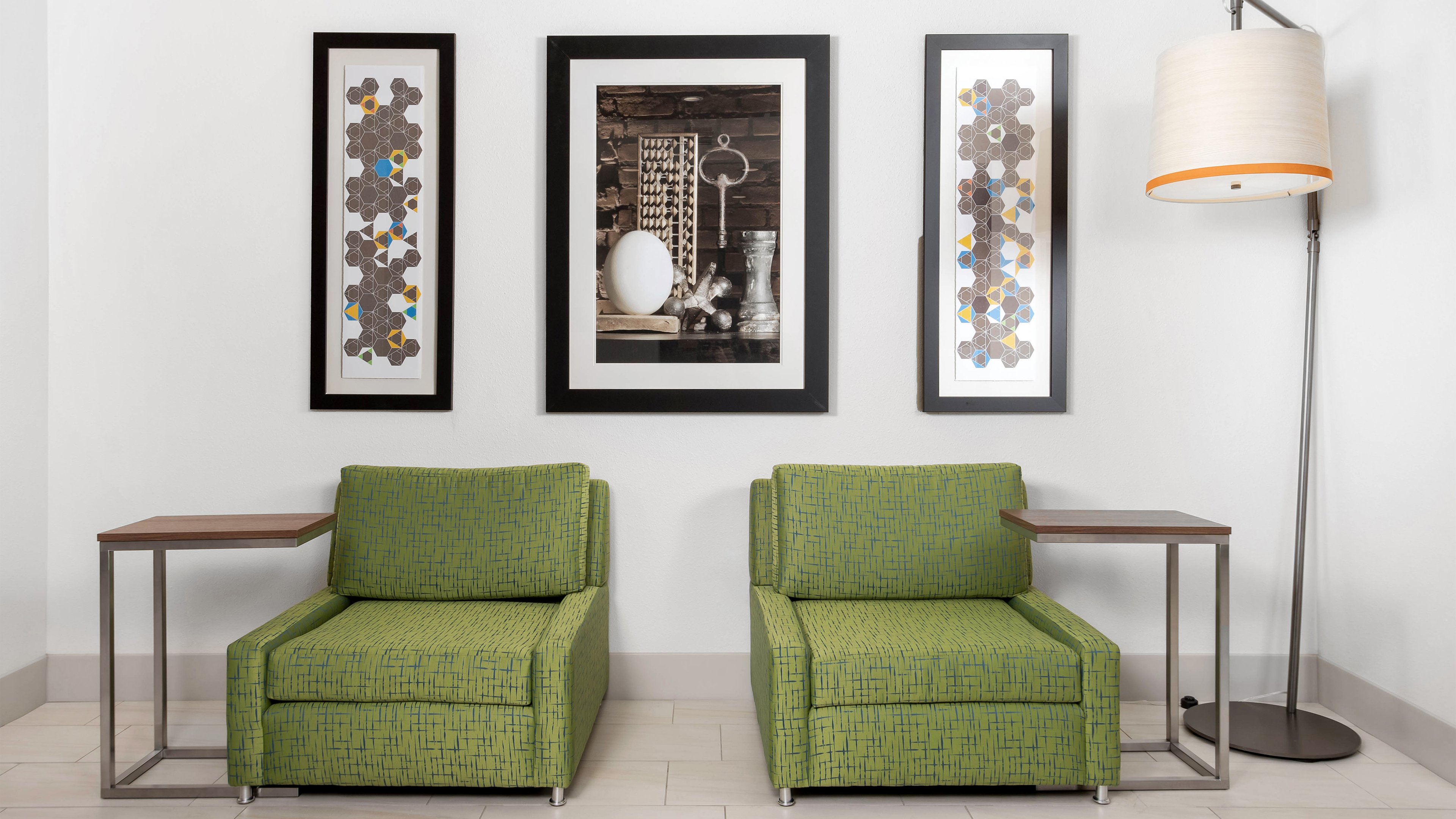 Holiday Inn Express & Suites Conroe I-45 North 32/41