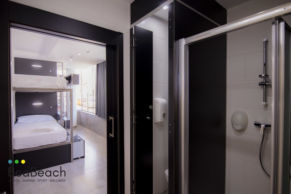 Bea Beach Hostel 37/44