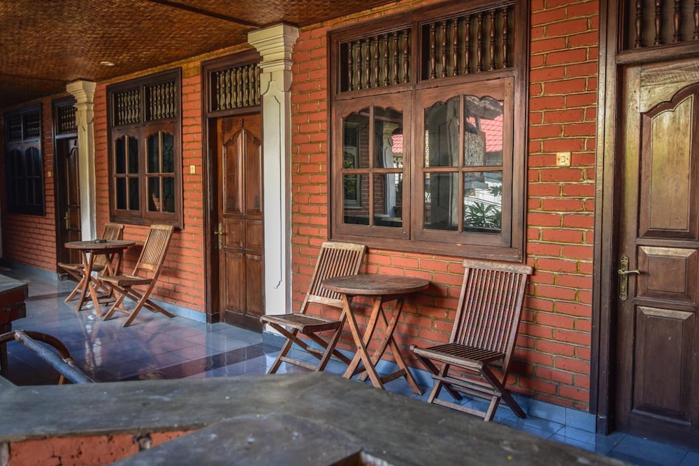 Puri Agung Homestay 16/30
