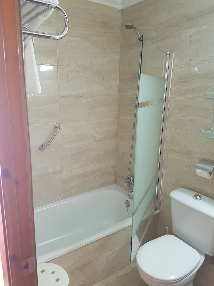 Hostal Bahía 45/50
